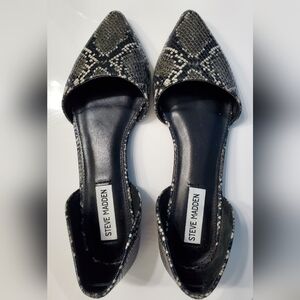 Steve Madden Womens flats